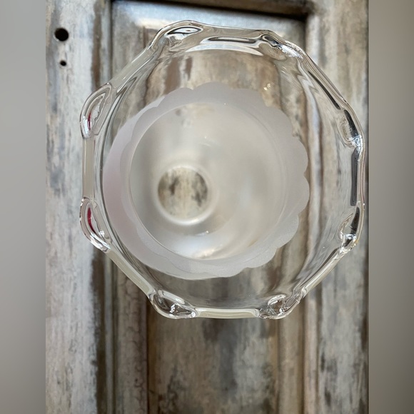 Vintage ornate grape light glass globes - Picture 9 of 12